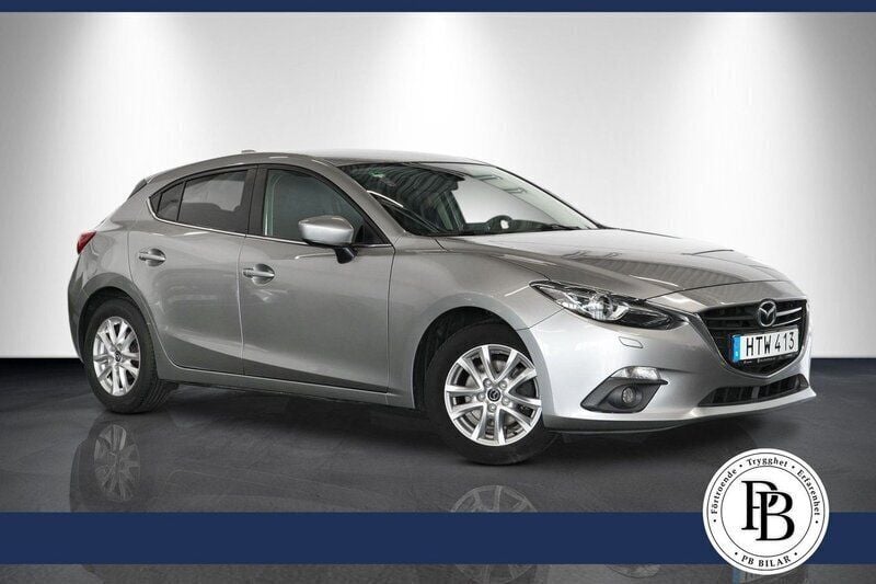 Grå Begagnad 2015 Mazda 3 Inclusive Halvkombi | 127 900 kr (Marknadspris) - Bild 1/3