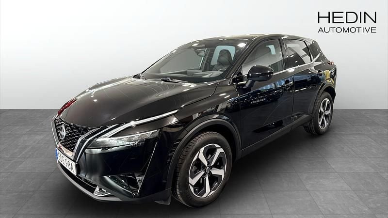 Svart Begagnad 2023 Nissan Qashqai Tekna SUV | 300 000 kr (Marknadspris) - Bild 1/4