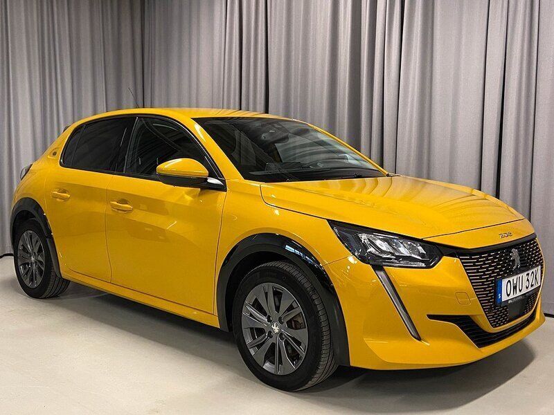 Gul Begagnad 2021 Peugeot e-208 Allure Halvkombi | 174 700 kr (Marknadspris) - Bild 1/3