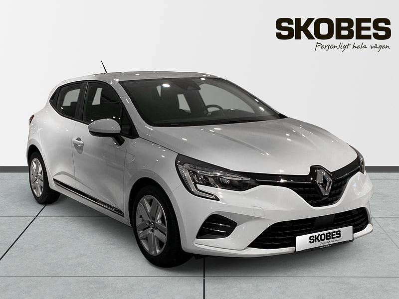 Begagnad Renault Clio V Zen 91 HK (66 kW) 2023 Vit Halvkombi