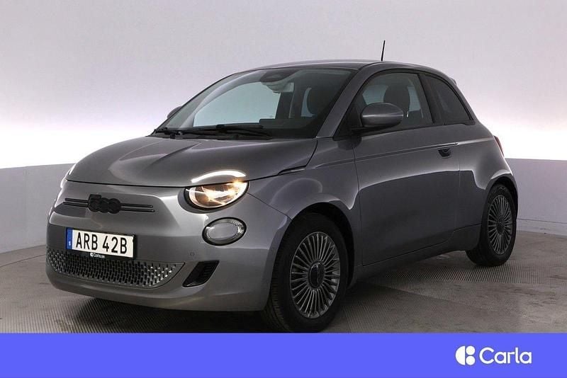 Grå Begagnad 2021 Fiat 500e Icon Halvkombi | 158 900 kr (Bra pris) - Bild 1/4