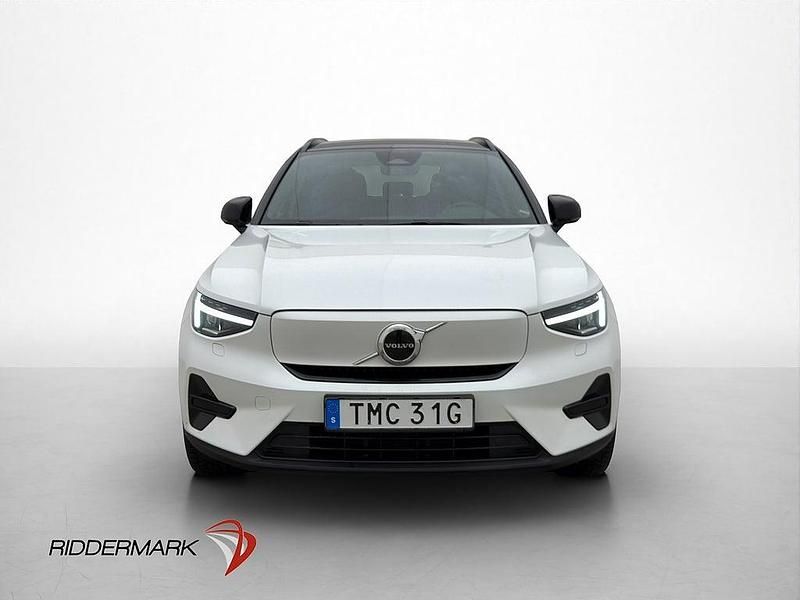 Begagnad Volvo XC40 Core 300 kW (408 HK) 2023 Vit SUV