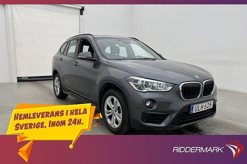 Grå Begagnad 2018 BMW X1 Sport Line SUV | 214 800 kr (Bra pris) - Bild 1/3