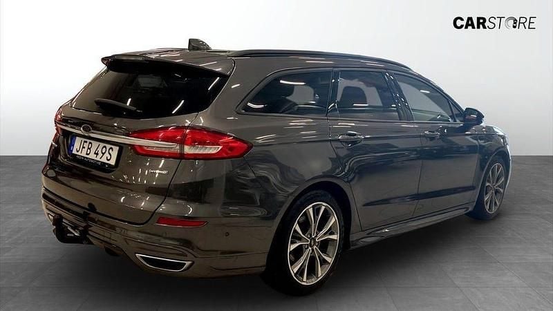 Begagnad Ford Mondeo 187 HK (137 kW) 2021 Grå Kombi