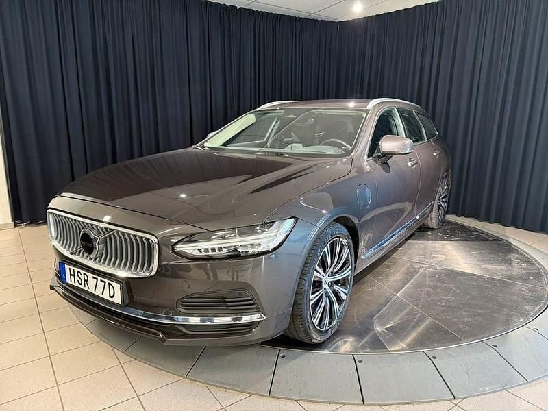 Begagnad Volvo V90 Inscription 340 HK (250 kW) 2022 Grå metallic Kombi