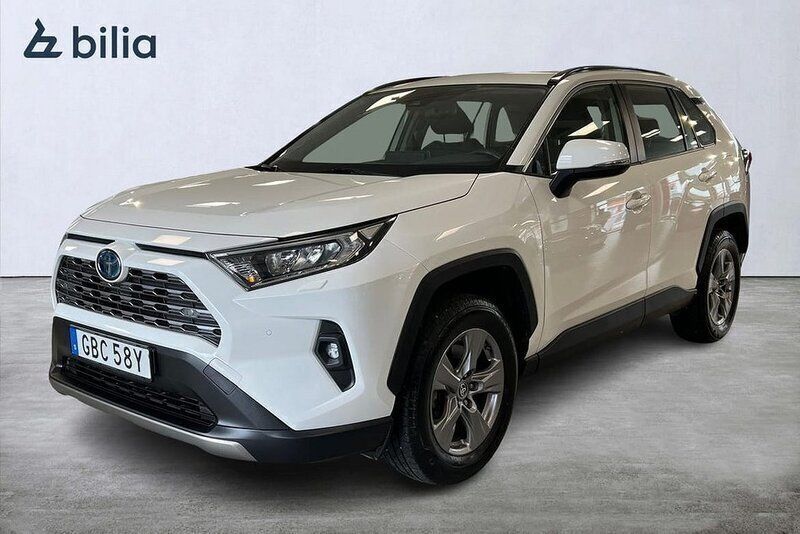 Vit Begagnad 2022 Toyota RAV4 Hybrid Active SUV | 359 800 kr (Marknadspris) - Bild 1/3