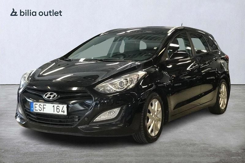 Svart Begagnad 2013 Hyundai i30 Kombi | 69 900 kr (Marknadspris) - Bild 1/3