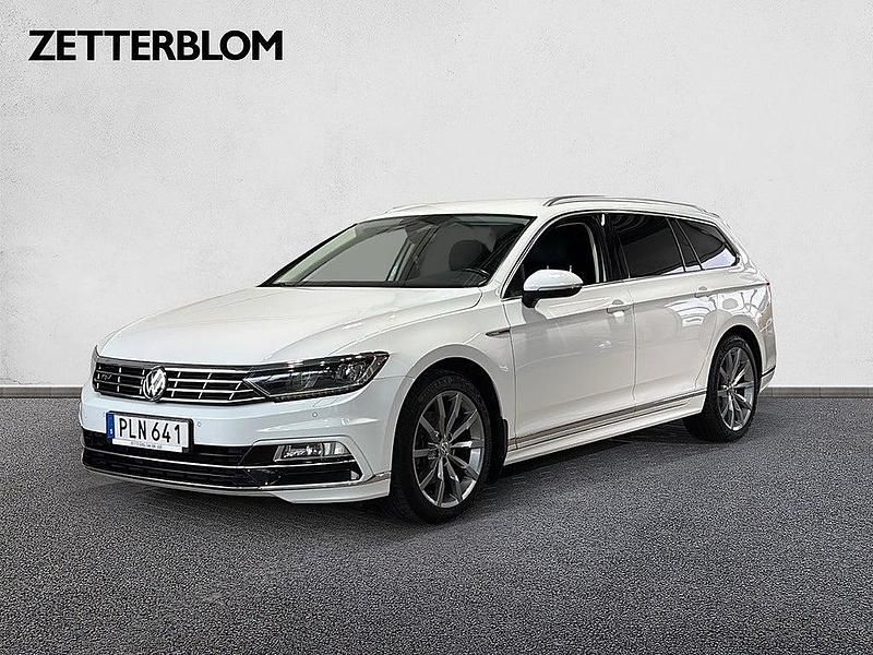 Vit Begagnad 2017 VW Passat Kombi | 209 900 kr (Lite dyr) - Bild 1/4