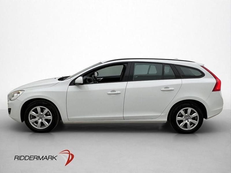 Begagnad Volvo V60 Performance 150 HK (110 kW) 2012 Vit Kombi