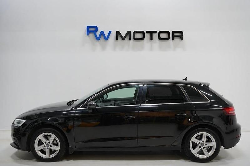 Begagnad Audi A3 Proline 150 HK (110 kW) 2018 Svart Sedan