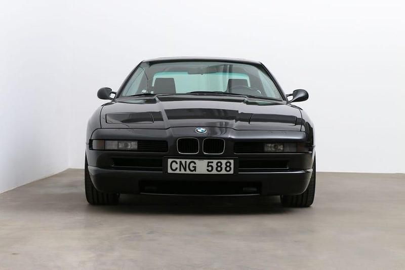 Begagnad BMW 850 M Sport 301 HK (221 kW) 1992 Svart Sportkupé