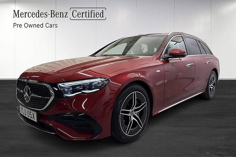 Röd Begagnad 2024 Mercedes E300 Premium Kombi | 749 900 kr (Dyr) - Bild 1/4