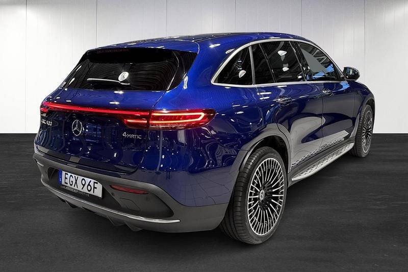 Begagnad Mercedes EQC400 AMG 300 kW (408 HK) 2020 Blå SUV
