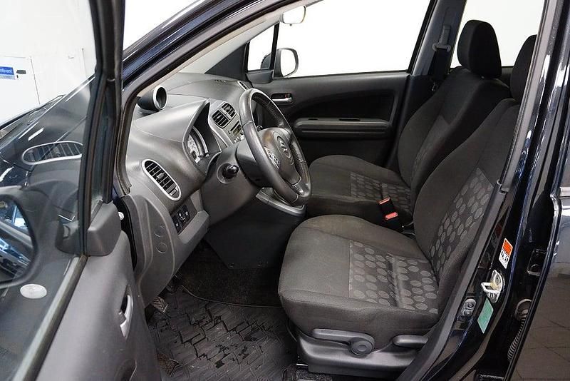 Begagnad Suzuki Splash GLS 65 HK (47 kW) 2008 Svart Halvkombi