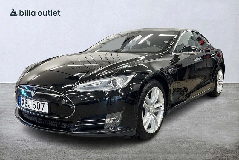 Svart Begagnad 2016 Tesla Model S Sedan | 229 900 kr (Superpris) - Bild 1/3