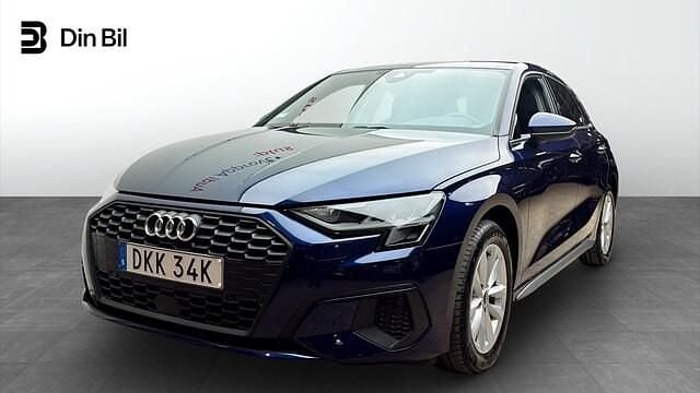 Blå Begagnad 2022 Audi A3 Proline | 264 000 kr (Marknadspris) - Bild 1/4
