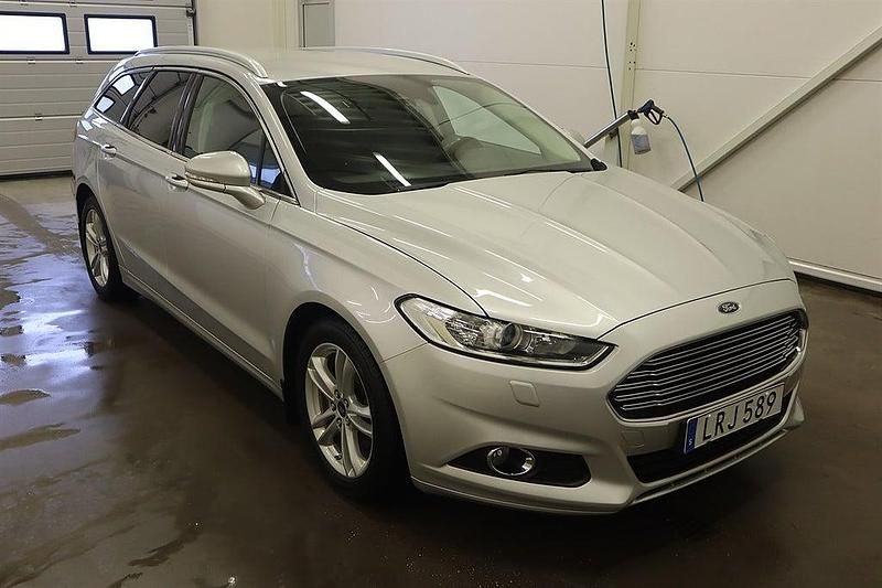 Begagnad Ford Mondeo Trend 116 HK (85 kW) 2014 Grå Kombi