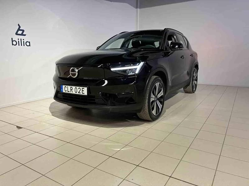 Svart Begagnad 2023 Volvo XC40 Single Motor SUV | 344 900 kr (Marknadspris) - Bild 1/1