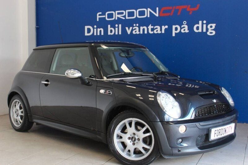 Svart Begagnad 2006 Mini Cooper S Halvkombi | 69 900 kr (Lite dyr) - Bild 1/4