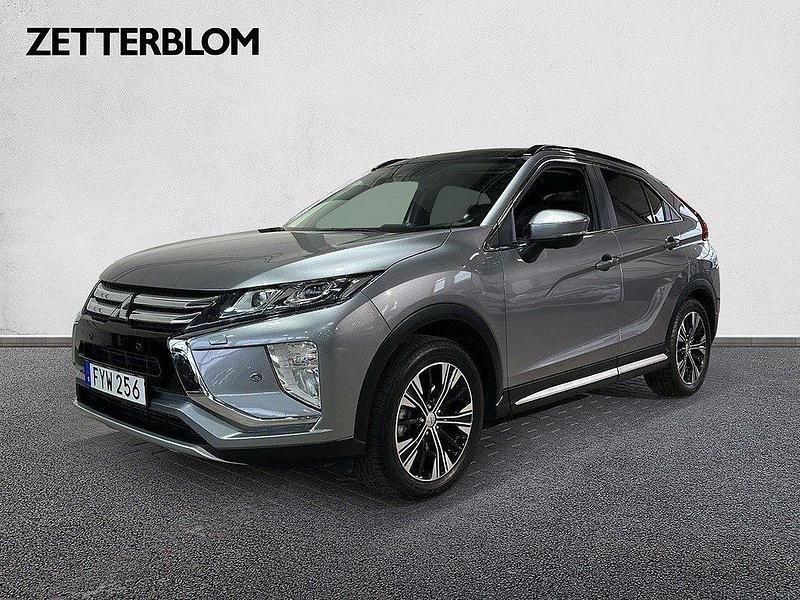 Grå Begagnad 2018 Mitsubishi Eclipse Cross SUV | 199 000 kr (Marknadspris) - Bild 1/4