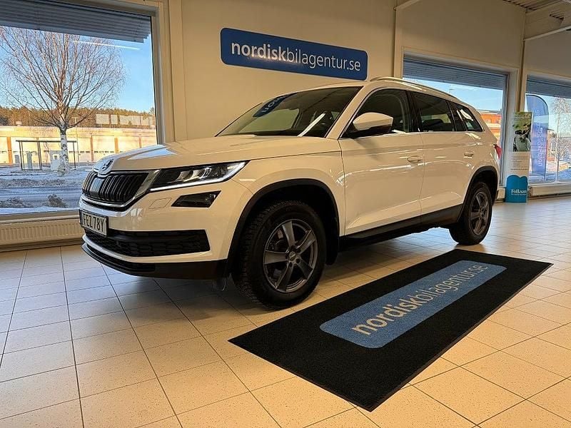 Vit (candy vit) Begagnad 2019 Skoda Kodiaq Business Line SUV | 239 900 kr (Marknadspris) - Bild 1/4