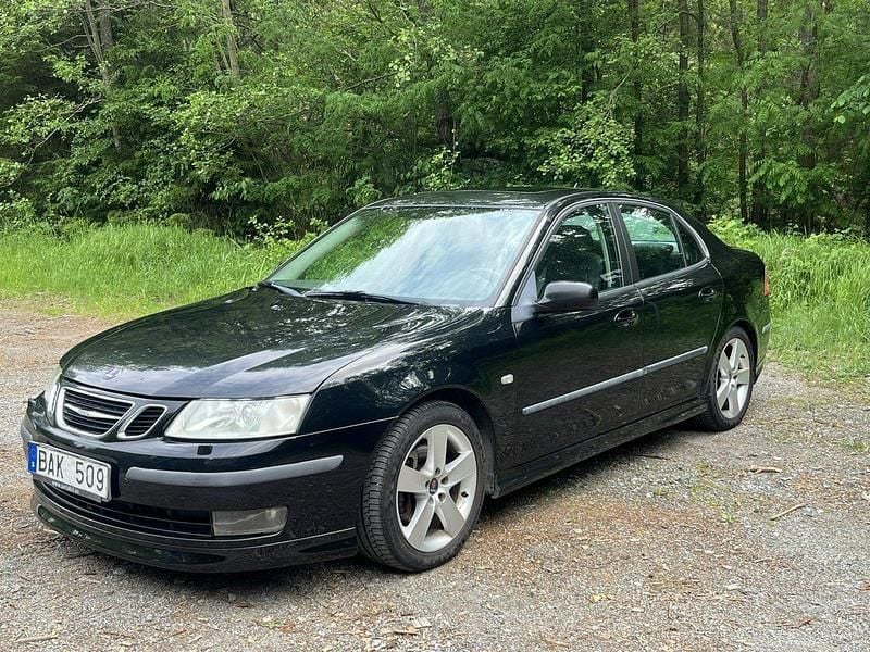 Svart Begagnad 2007 Saab 9-3 Aero Sedan | 110 000 kr - Bild 1/4