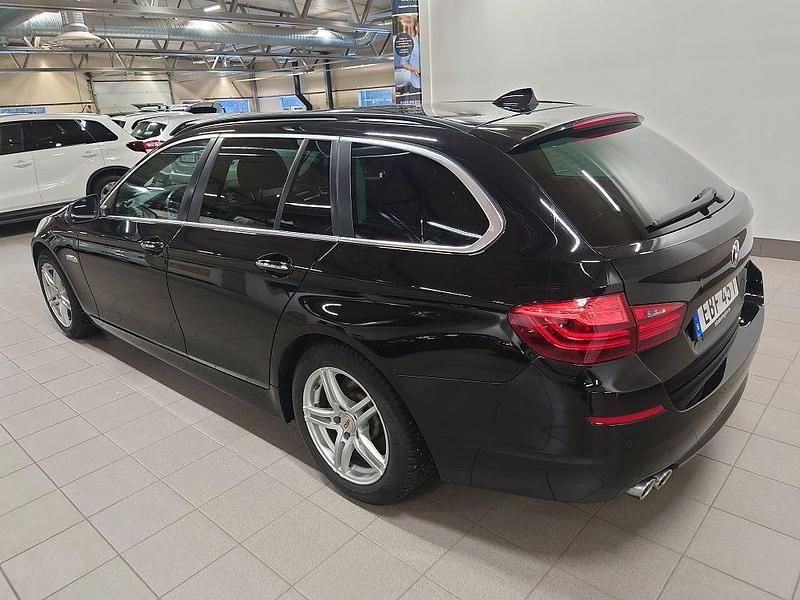 Begagnad BMW 520 190 HK (139 kW) 2014 Svart Kombi