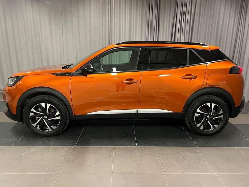Begagnad Peugeot e-2008 Allure 100 kW (136 HK) 2022 Orange SUV