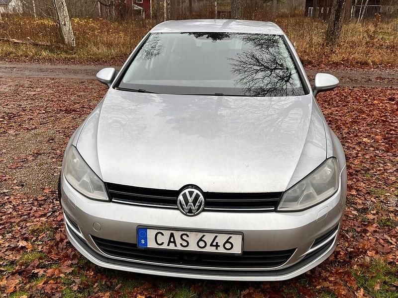 Begagnad VW Golf VII 105 HK (77 kW) 2013