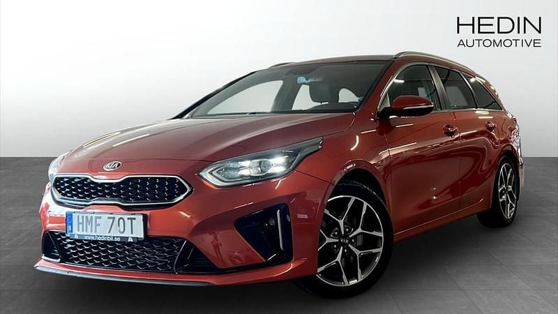 Orange Begagnad 2019 Kia Ceed Sportswagon GT-Line Kombi | 179 900 kr (Marknadspris) - Bild 1/4