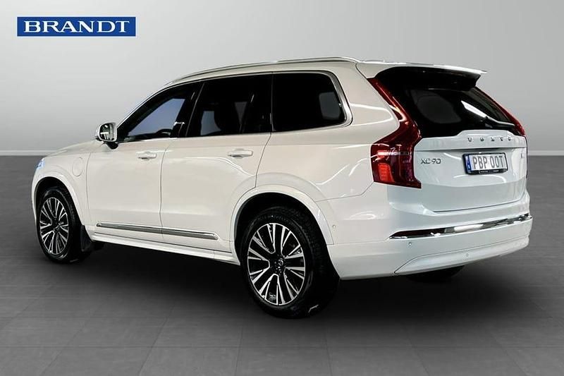 Begagnad Volvo XC90 Plus 462 HK (339 kW) 2024 Vit SUV