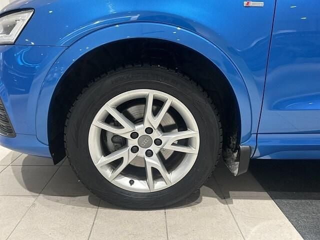 Begagnad Audi Q3 S-Line 184 HK (135 kW) 2016 Blå SUV