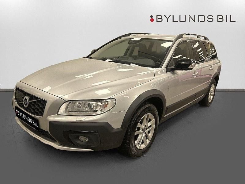 Silver Begagnad 2015 Volvo XC70 Standard Kombi | 214 900 kr (Marknadspris) - Bild 1/4