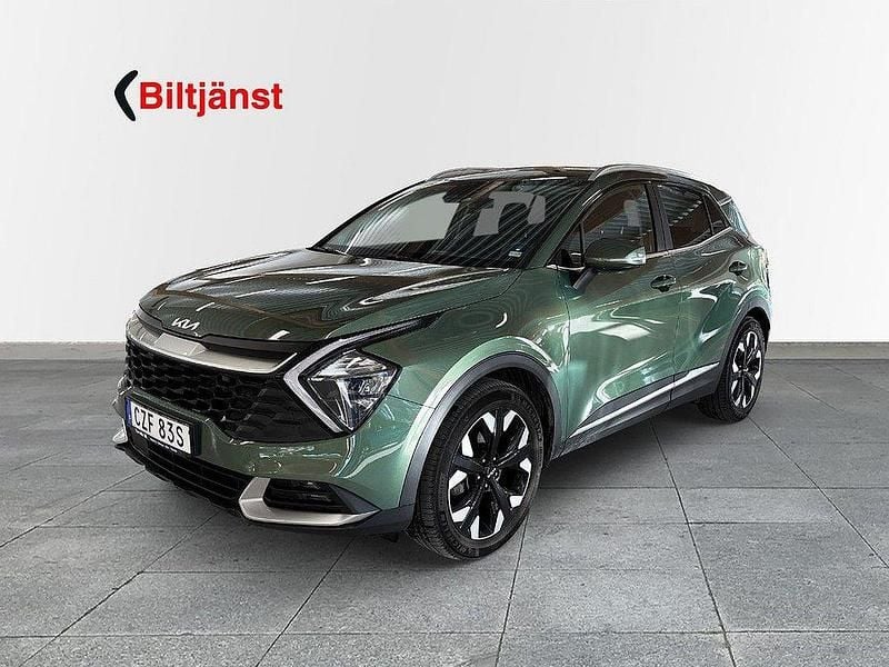 Grön Begagnad 2023 Kia Sportage Advance SUV | 379 000 kr (Marknadspris) - Bild 1/4