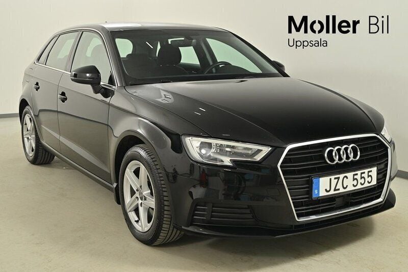 Svart Begagnad 2018 Audi A3 Sportback Halvkombi | 168 000 kr (Marknadspris) - Bild 1/4