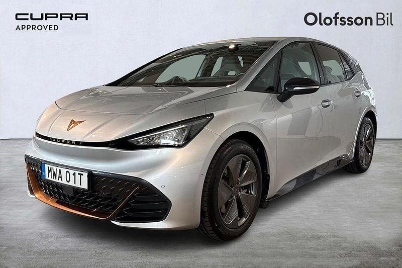 Silver Begagnad 2022 Cupra Born Halvkombi | 254 900 kr (Marknadspris) - Bild 1/3