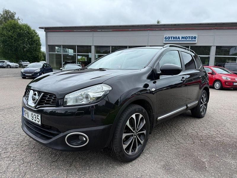 Svart Begagnad 2013 Nissan Qashqai +2 SUV | 74 900 kr (Bra pris) - Bild 1/4