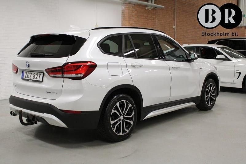 Begagnad BMW X1 Sport Line 220 HK (161 kW) 2022 Vit SUV