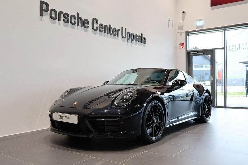 Svart Begagnad 2023 Porsche 911 Targa 4 Cab | 1 745 000 kr - Bild 1/4