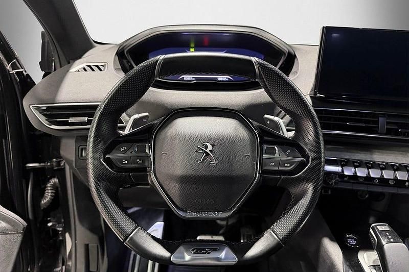 Begagnad Peugeot 5008 GTi 181 HK (133 kW) 2022 Svart SUV