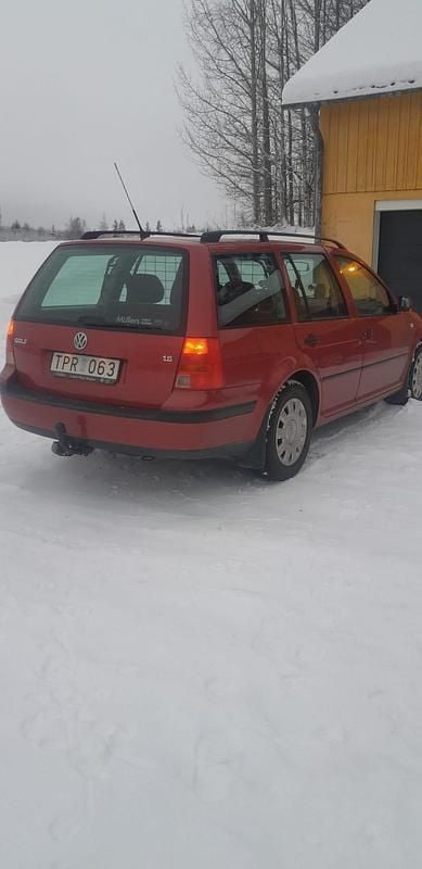 Begagnad 2003 VW Golf IV Kombi | 26 000 kr (Lite dyr) - Bild 1/4