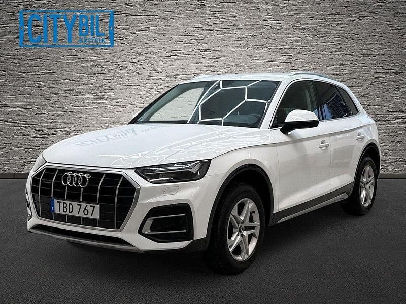 Vit Begagnad 2022 Audi Q5 Advanced SUV | 359 900 kr (Bra pris) - Bild 1/4