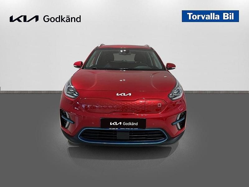 Begagnad Kia e-Niro Advance 150 kW (204 HK) 2021 Runway red SUV