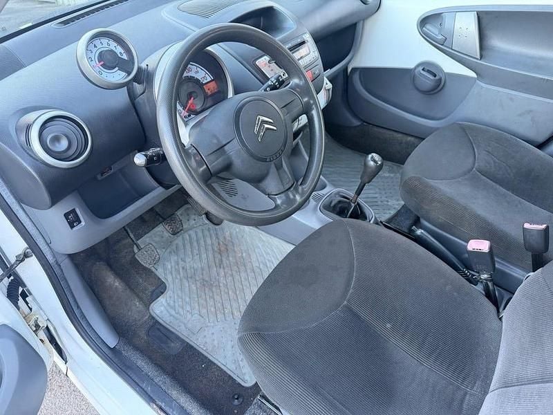 Begagnad Citroën C1 68 HK (50 kW) 2008 Vit Halvkombi