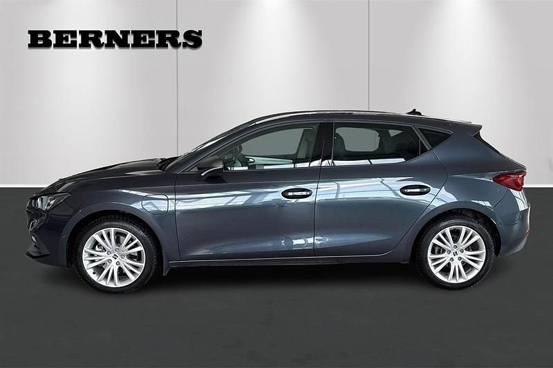 Begagnad Seat Leon 2024 Grå