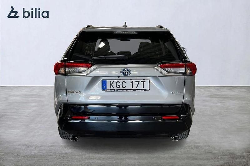 Begagnad Toyota RAV4 Active 310 HK (228 kW) 2025 Silver SUV