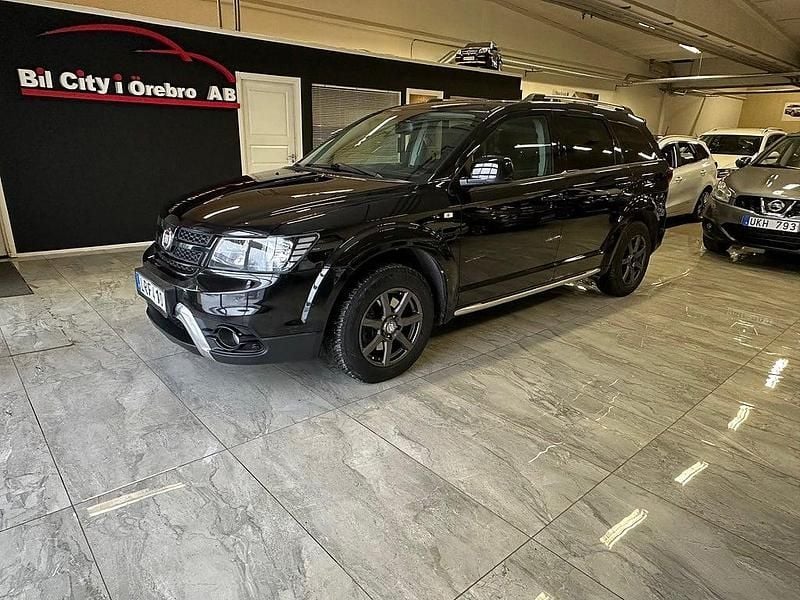 Begagnad Fiat Freemont Sport 170 HK (125 kW) 2015 Svart SUV