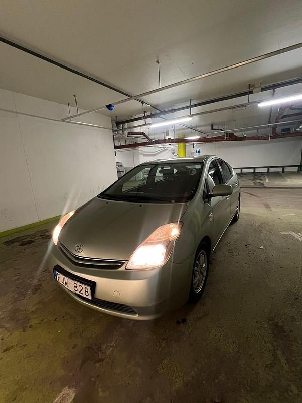 Begagnad Toyota Prius 112 HK (82 kW) 2007 Halvkombi