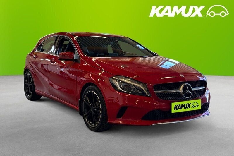 Röd Begagnad 2016 Mercedes A180 Halvkombi | 119 900 kr (Bra pris) - Bild 1/3