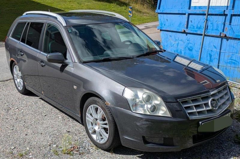 Grå Begagnad 2009 Cadillac BLS Kombi | 20 000 kr - Bild 1/4